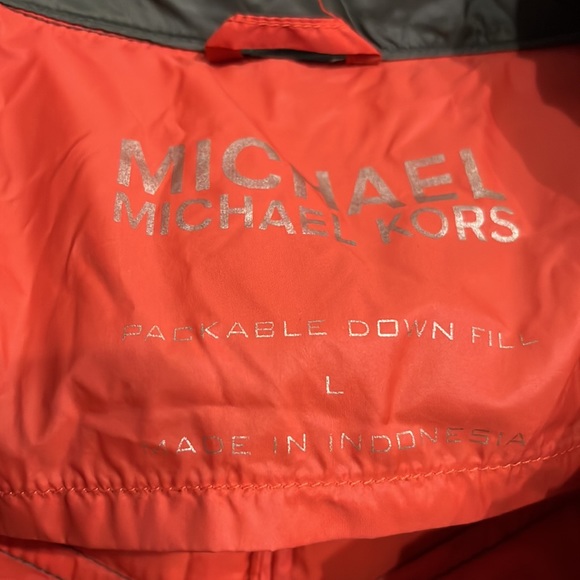 Michael Kors Light Puffer Jacket Large - Picture 4 of 6